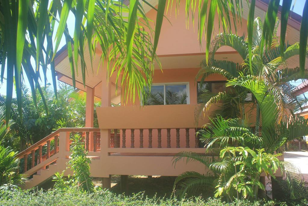 Hotel Baan Mek Lom Khao Lak Exterior foto
