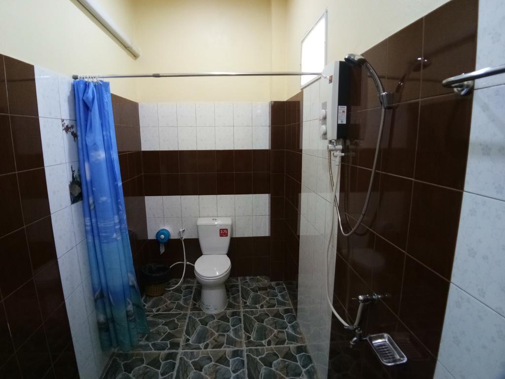 Hotel Baan Mek Lom Khao Lak Exterior foto